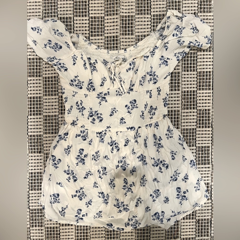 Hollister dress with built-in shorts size small